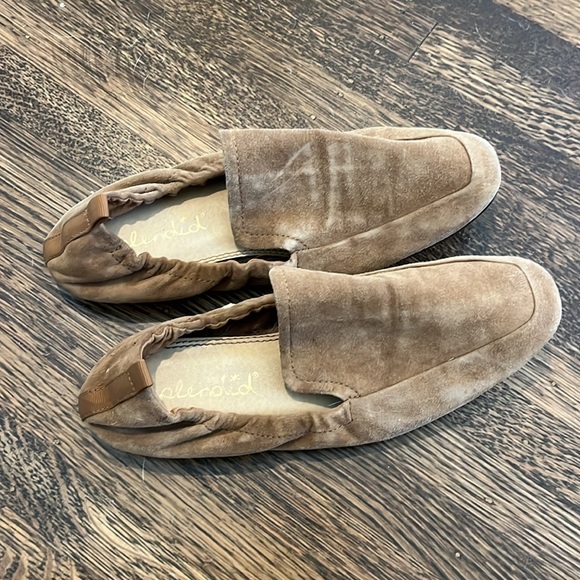 Splendid Tan Suede Loafers Size 7 - Picture 2 of 3